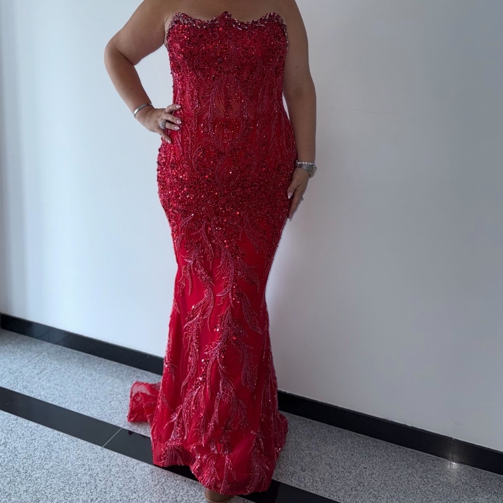 Glamorous Strapless Red Dress